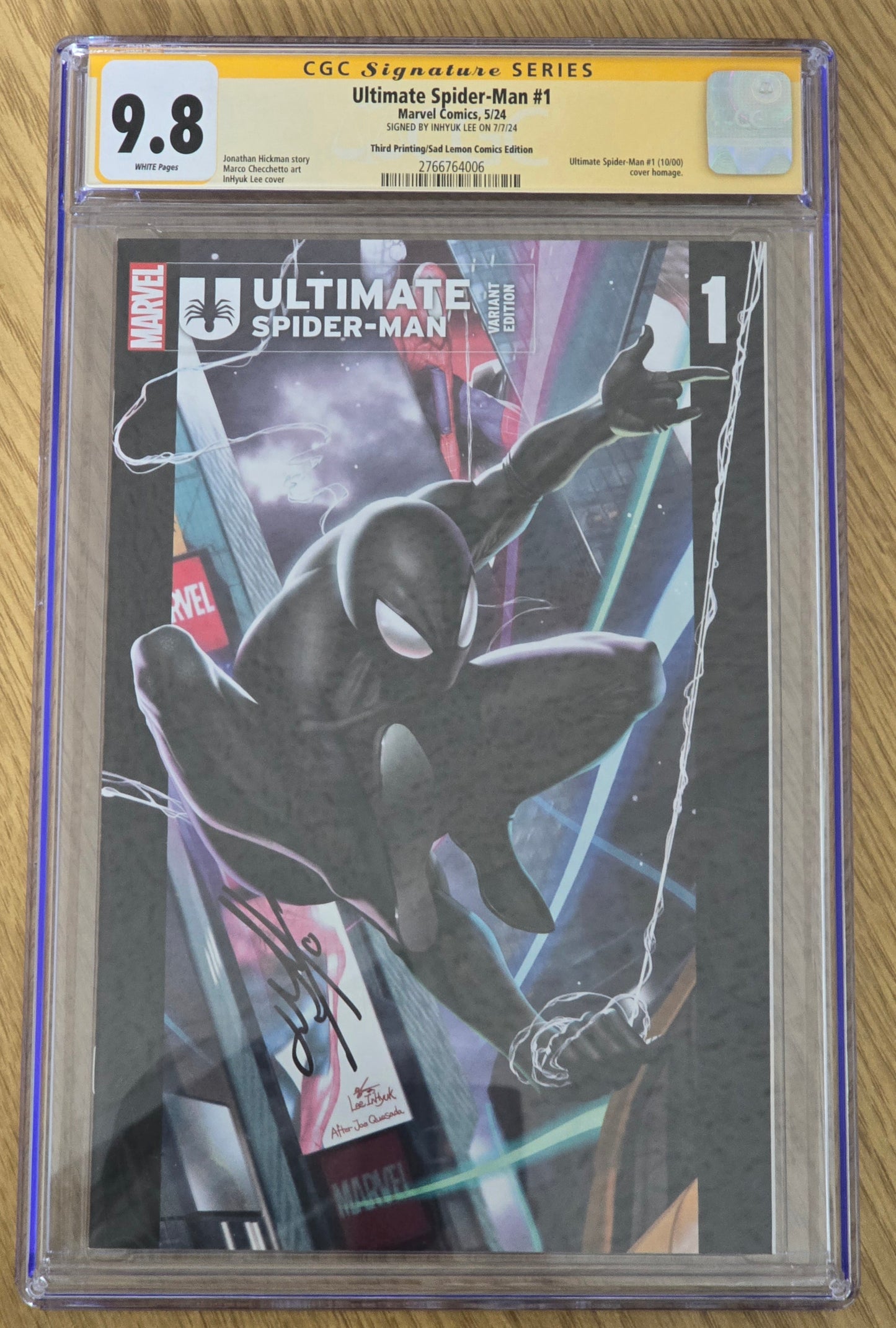 ULTIMATE SPIDER-MAN #1 INHYUK LEE HOMAGE BLACK SUIT VARIANT LIMITED TO 800 COPIES WITH NUMBERED COA CGC SS 9.8